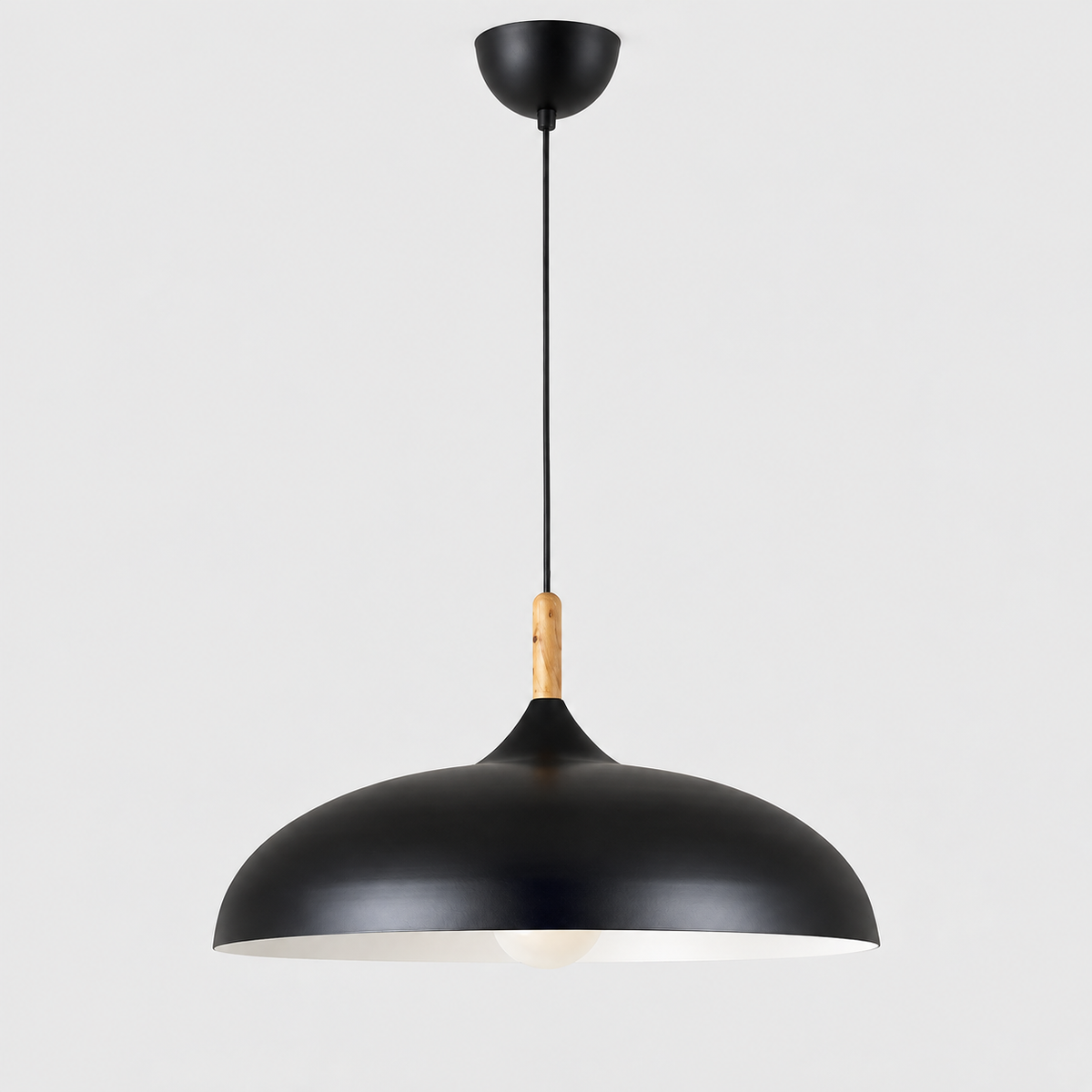 Lustre Suspendu en Bois et Métal Noir – Culot E27