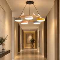 Lustre Suspendu Oiseaux en Anneau Multicolore – 5 Lumières